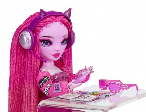 MGA Lalka Shadow High F23 Fashion Doll - Pinkie James MGA Lalka Shadow High F23 Fashion Doll - Pinkie James
