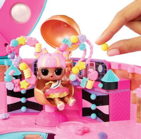 MGA Zestaw laleczek L.O.L. Surprise Hair Beads Salon MGA Zestaw laleczek L.O.L. Surprise Hair Beads Salon