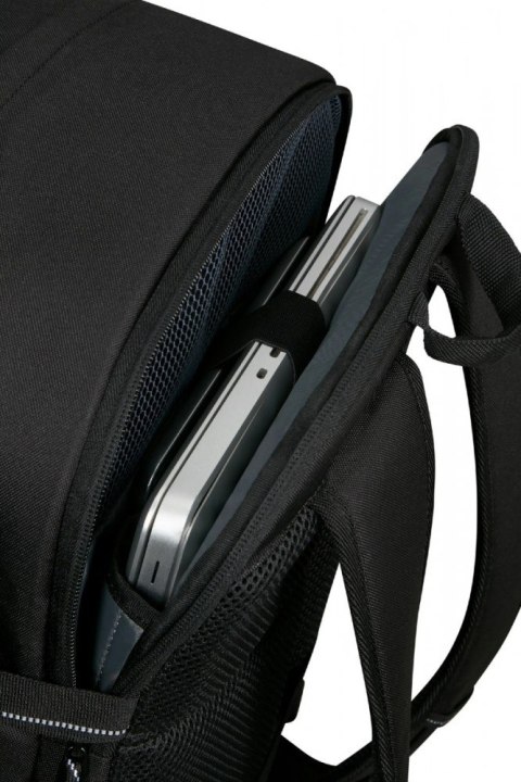 AMERICAN TOURISTER Plecak na laptopa 17,3 cali Upventure czarny AMERICAN TOURISTER Plecak na laptopa 17,3 cali Upventure czarny