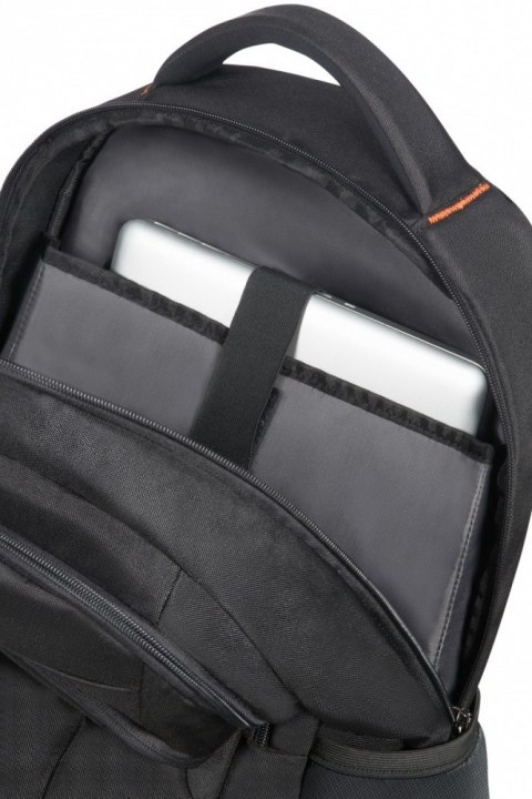 AMERICAN TOURISTER Plecak na laptopa AT WORK 17.3 cala czarno-pomarańczowy AMERICAN TOURISTER Plecak na laptopa AT WORK 17.3 cala czarno-pomarańczowy