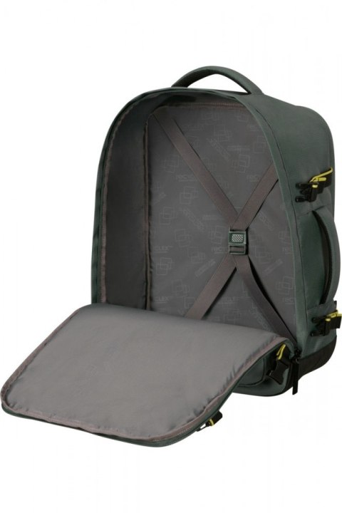 AMERICAN TOURISTER Plecak z kieszenią na laptopa 15.6 cali Take2Cabin M Ryanair dark forest AMERICAN TOURISTER Plecak z kieszenią na laptopa 15.6 cali Take2Cabin M Ryanair dark forest